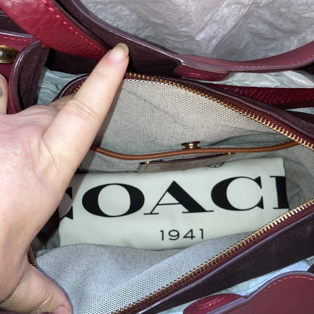 Coach Harmony Hobo - Picture 7 of 15